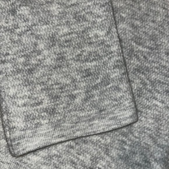 Sweater - Picture 5 of 5